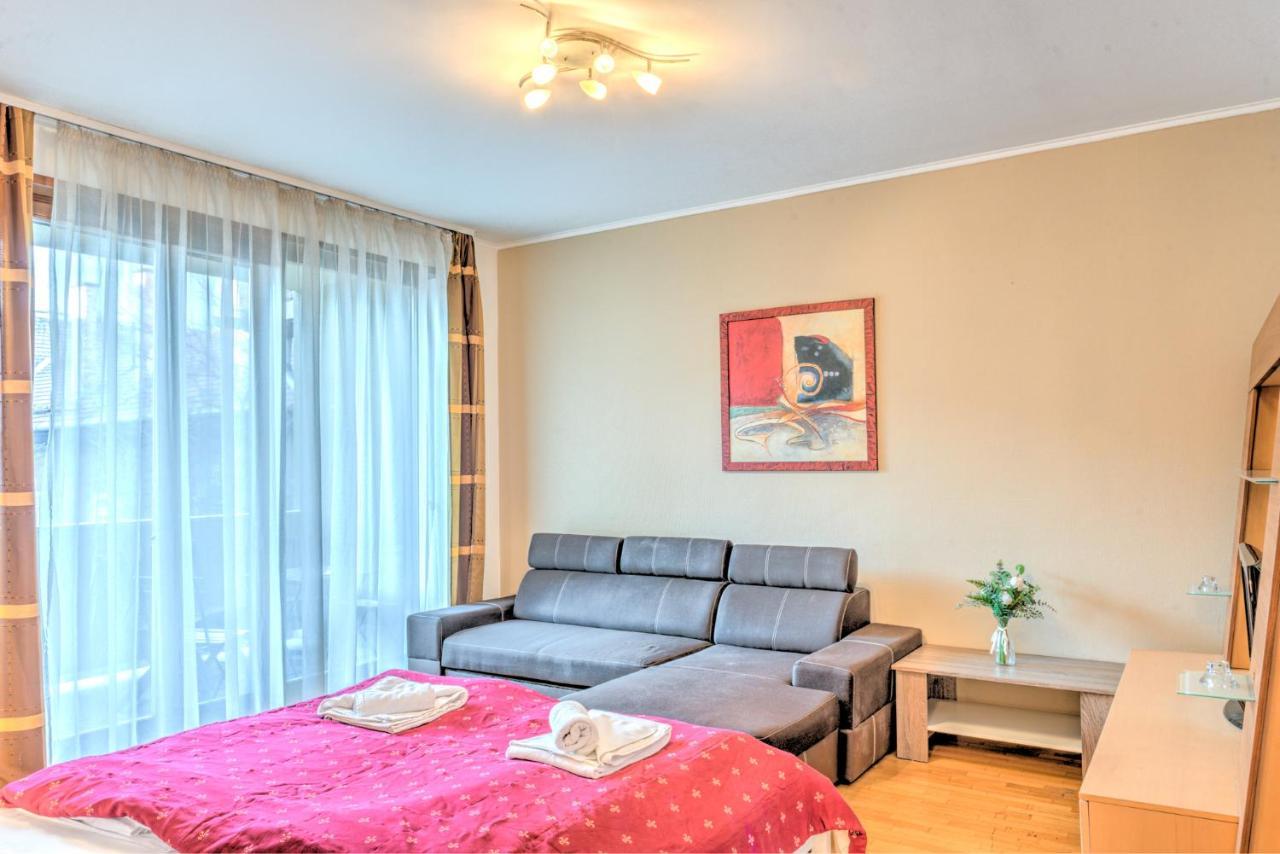 Central Apartments Budapest Exteriör bild