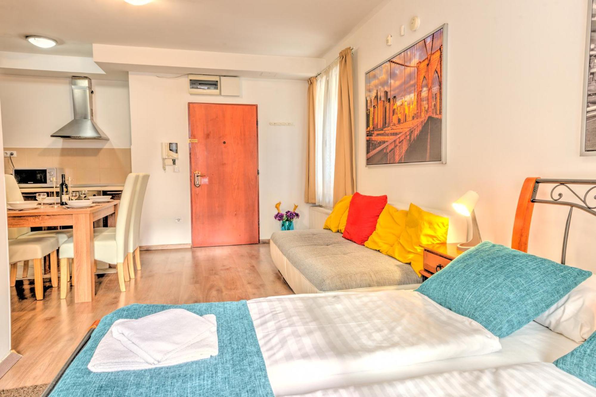 Central Apartments Budapest Exteriör bild